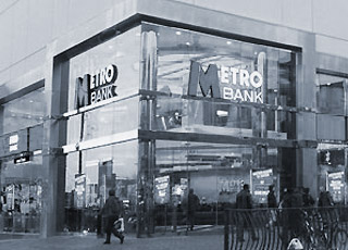 Metro Bank, Reading
